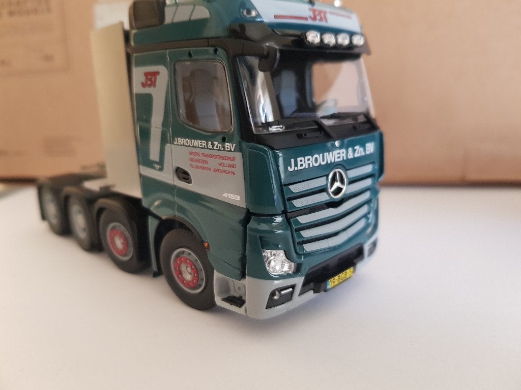 BROUWER ACTROS BIGSPACE 8X4, BALL. 6ASS., Hobby en Vrije tijd, Modelauto's | 1:50, Ophalen of Verzenden, Zo goed als nieuw, Bus of Vrachtwagen