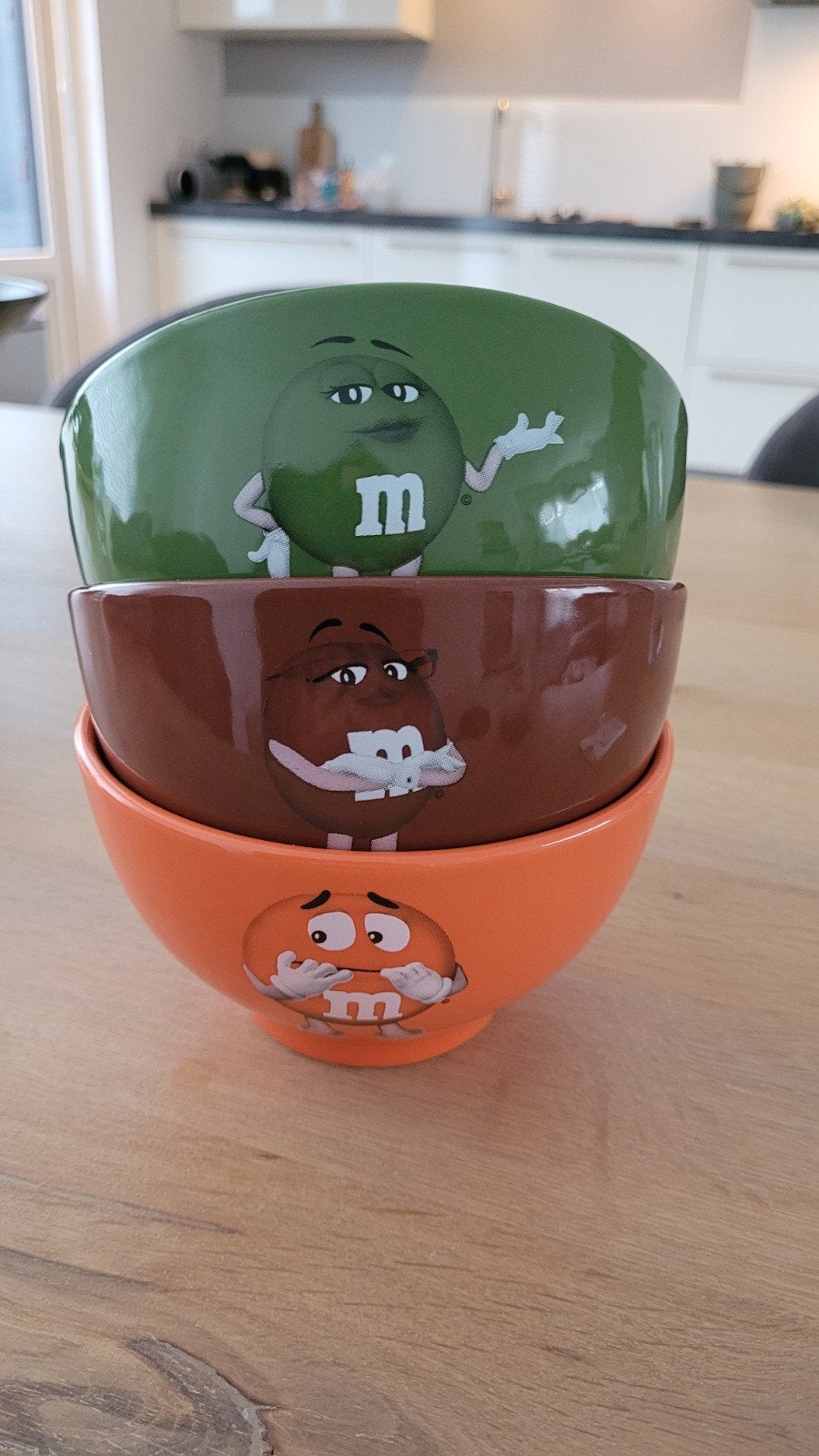 M&M's Kommen Set - Groen, Bruin, Oranje, Overige merken, Keramiek, Ophalen of Verzenden, Zo goed als nieuw