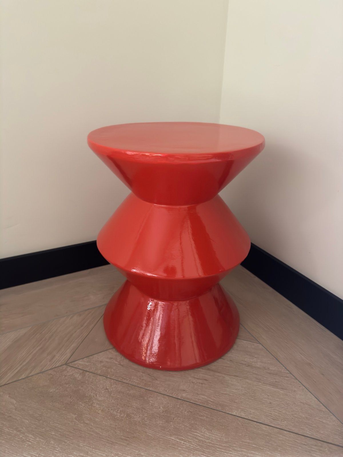 Bijzettafel kwantum Rigoli oranje, Rond, Zo goed als nieuw, Ophalen, 45 tot 60 cm