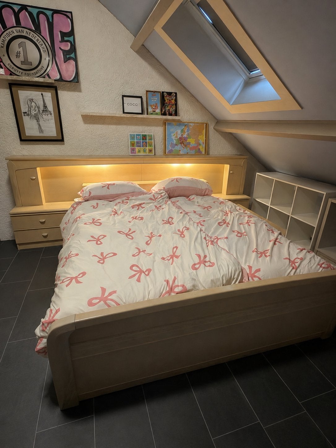 Tweepersoonsbed 160x200 elektrisch verstelbare lattenbodems, Bruin, Tweepersoons, Ophalen of Verzenden, 200 cm