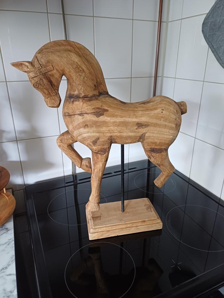Landelijk houten paard op plateau (light living), Verzamelen, Dierenverzamelingen, Ophalen, Zo goed als nieuw, Paard, Beeldje of Figuurtje