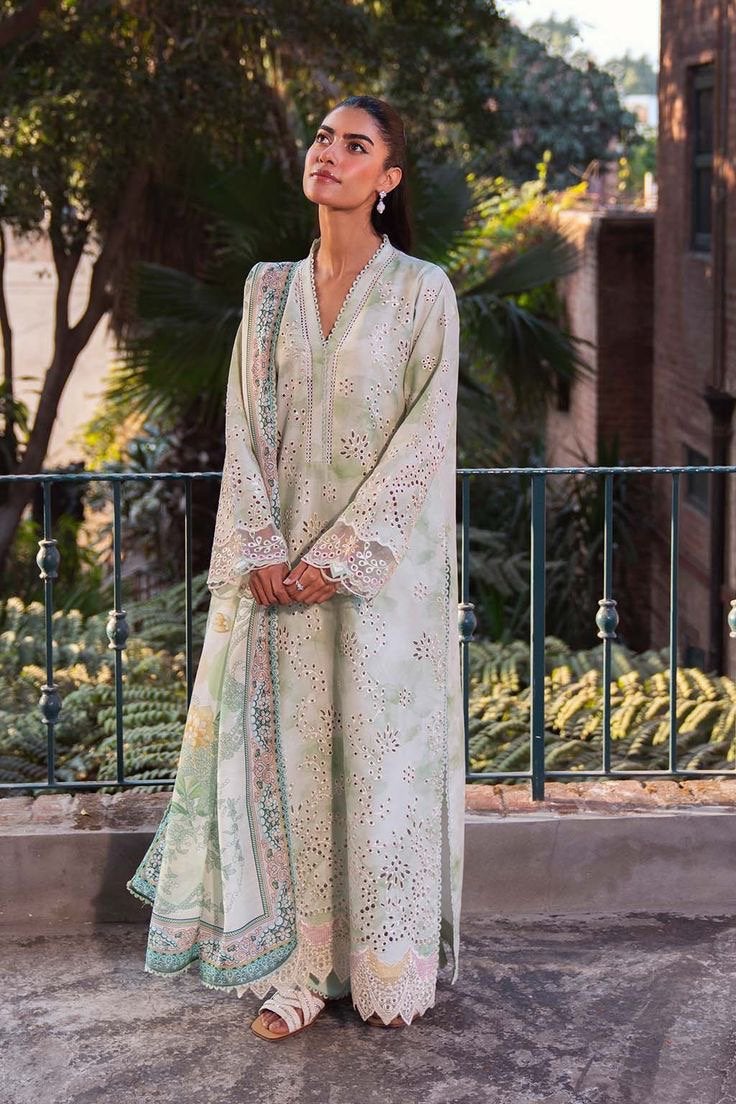 Indian pakistan bollywood lawn salwar kameez 3 delig, Kleding | Dames, Ophalen of Verzenden, Zo goed als nieuw, Overige typen