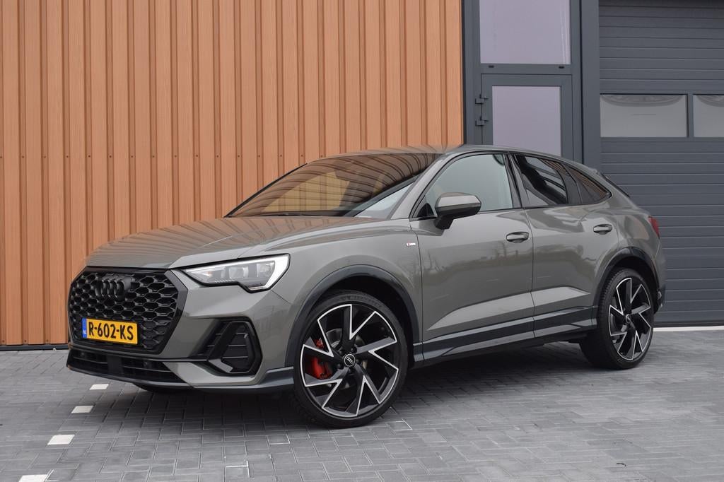 Audi Q3 Sportback 35 TFSI 150pk S-tronic S-line | Chronos Gr, Adaptive Cruise Control, 15 km/l, 4 cilinders, 150 pk