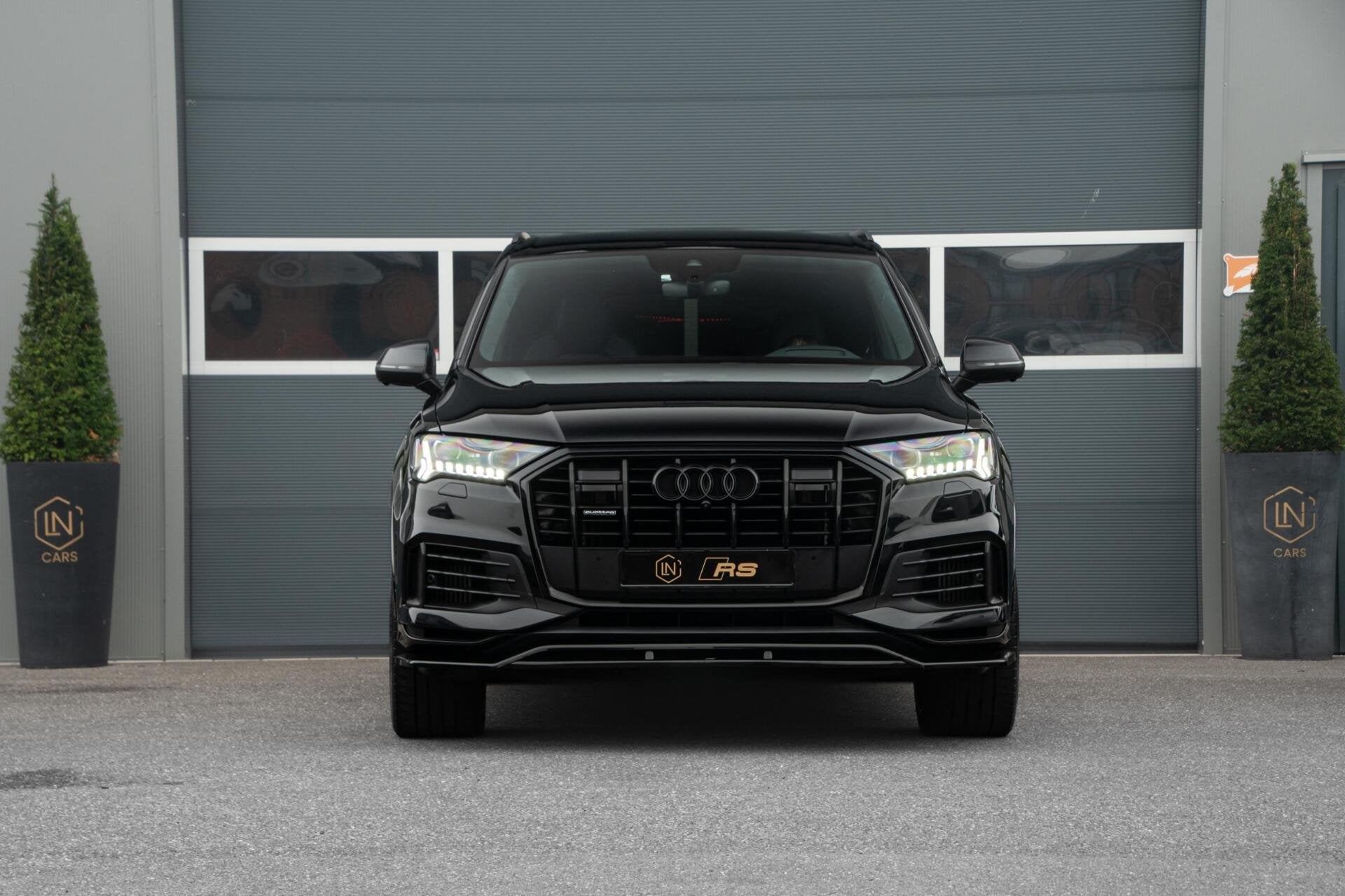 Audi Q7 55 TFSIe quattro Pro S-line|DAB|HUD|sfeerverlichting, Auto's, Automaat, Dealer onderhouden, Gebruikt, 2995 cc