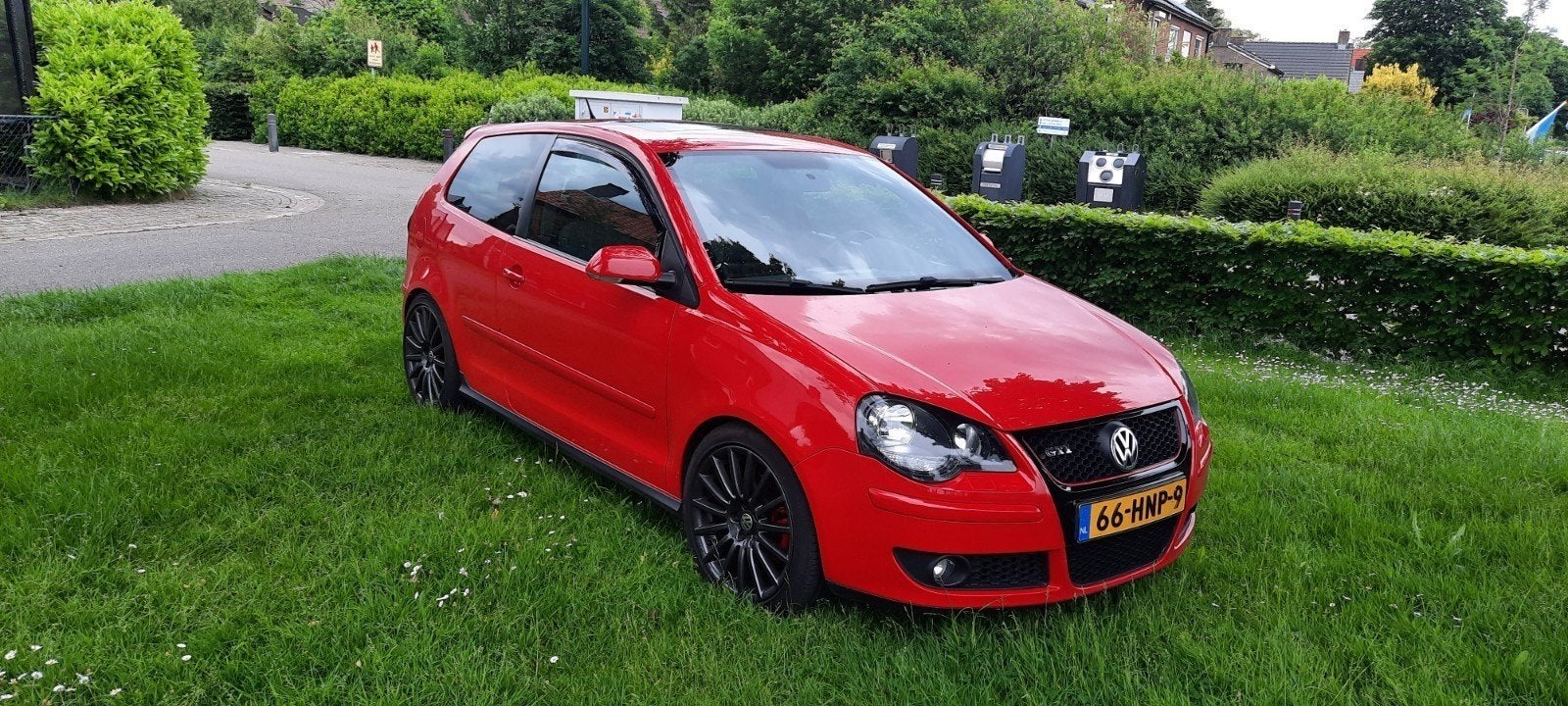 Volkswagen Polo 1.8 Turbo 110KW 2009 Rood, 1139 kg, 4 cilinders, 610 kg, Origineel Nederlands