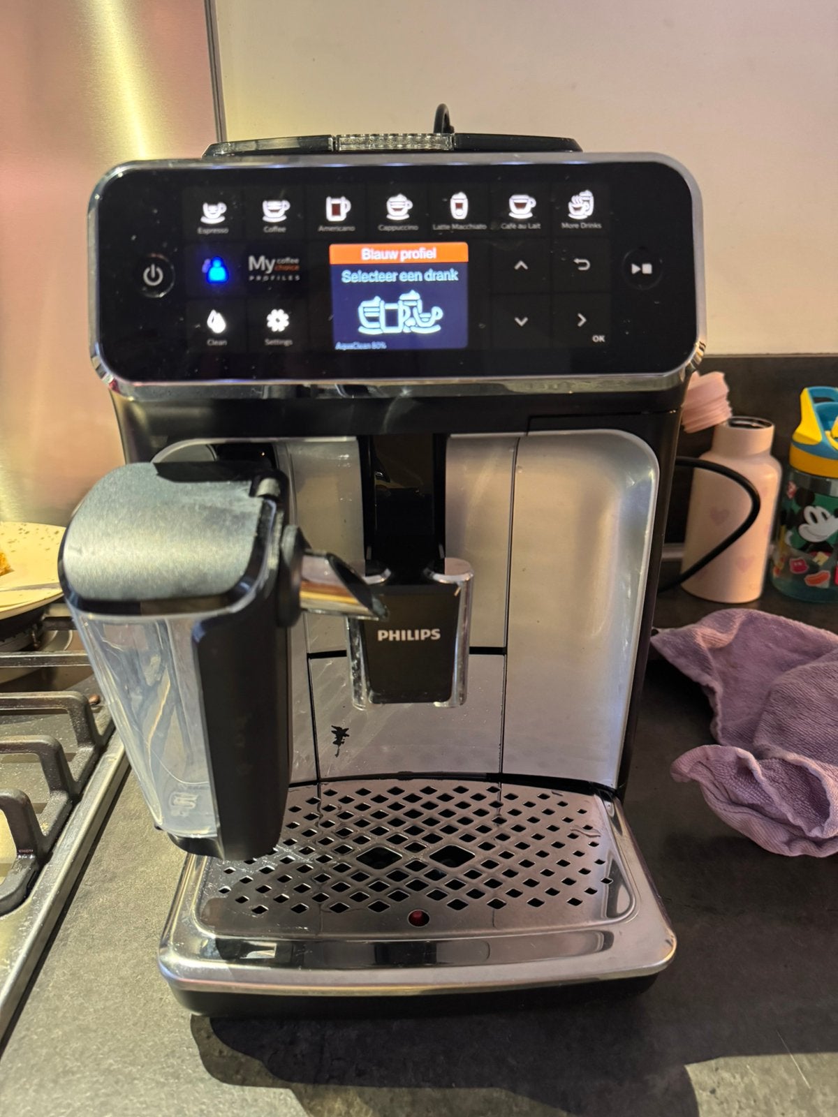 Philips bonen machine - Koffiezetapparaat met melkopschuimer, Gebruikt, 10 kopjes of meer, Koffiemachine, Koffiebonen