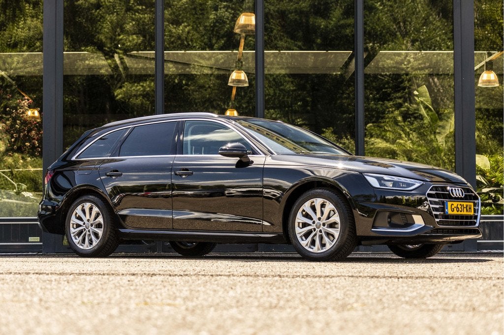 Audi A4 Avant 35 TFSI Launch edition Business (bj 2019), Gebruikt, Euro 6, 4 cilinders, 1984 cc