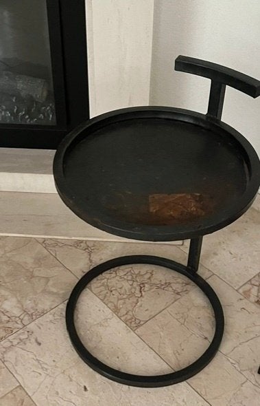 Industrieel bijzet tafeltje, Huis en Inrichting, Tafels | Bijzettafels, Minder dan 55 cm, Gebruikt, Metaal of Aluminium, Rond