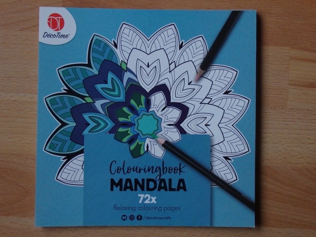 Nieuw Mandala kleurboek (72 kleurplaten), Ophalen, Nieuw