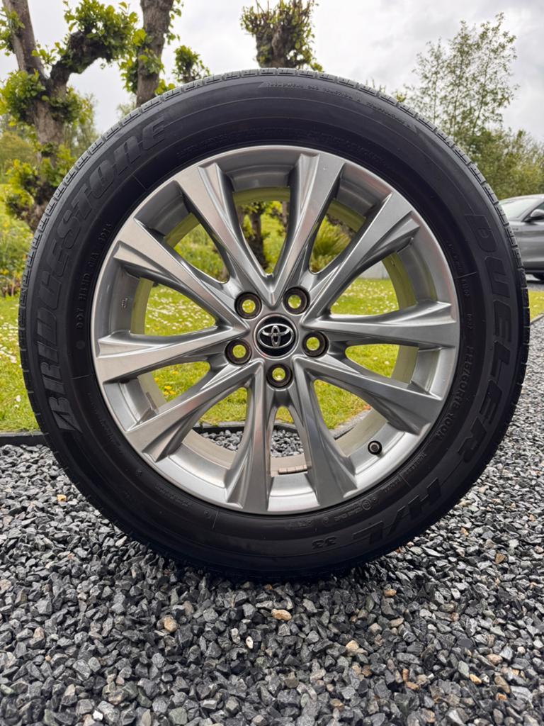18 inch Toyota RAV4 Origineel zomerbanden Bridgestone, Ophalen, 18 inch, Banden en Velgen, Zomerbanden