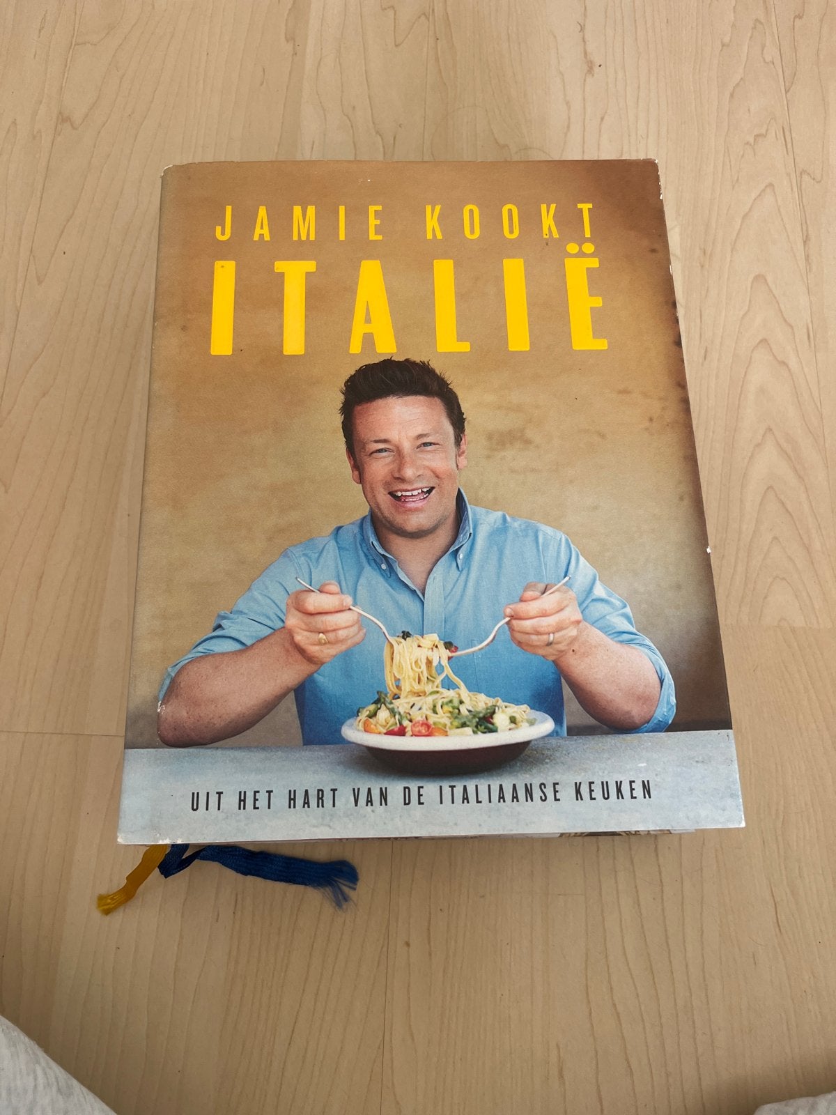 Jamie Kookt Italië - Uit het hart van de Italiaanse keuken, Ophalen of Verzenden, Gelezen, Italië
