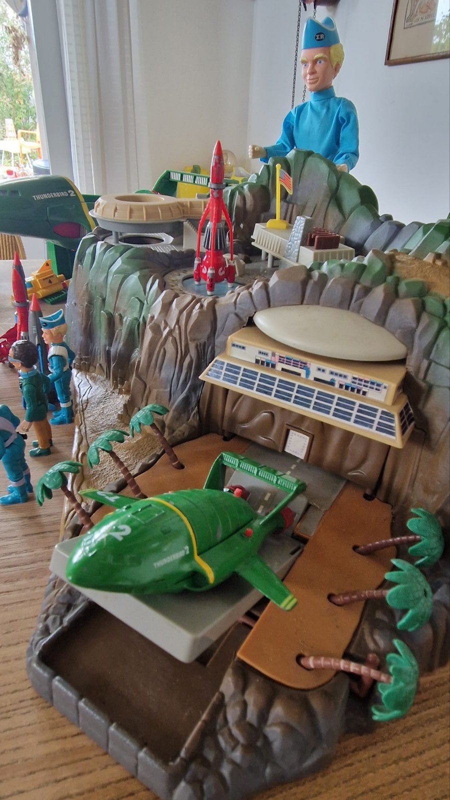 Thunderbirds eiland speelset met figuren en voertuigen, Ophalen of Verzenden, Gebruikt