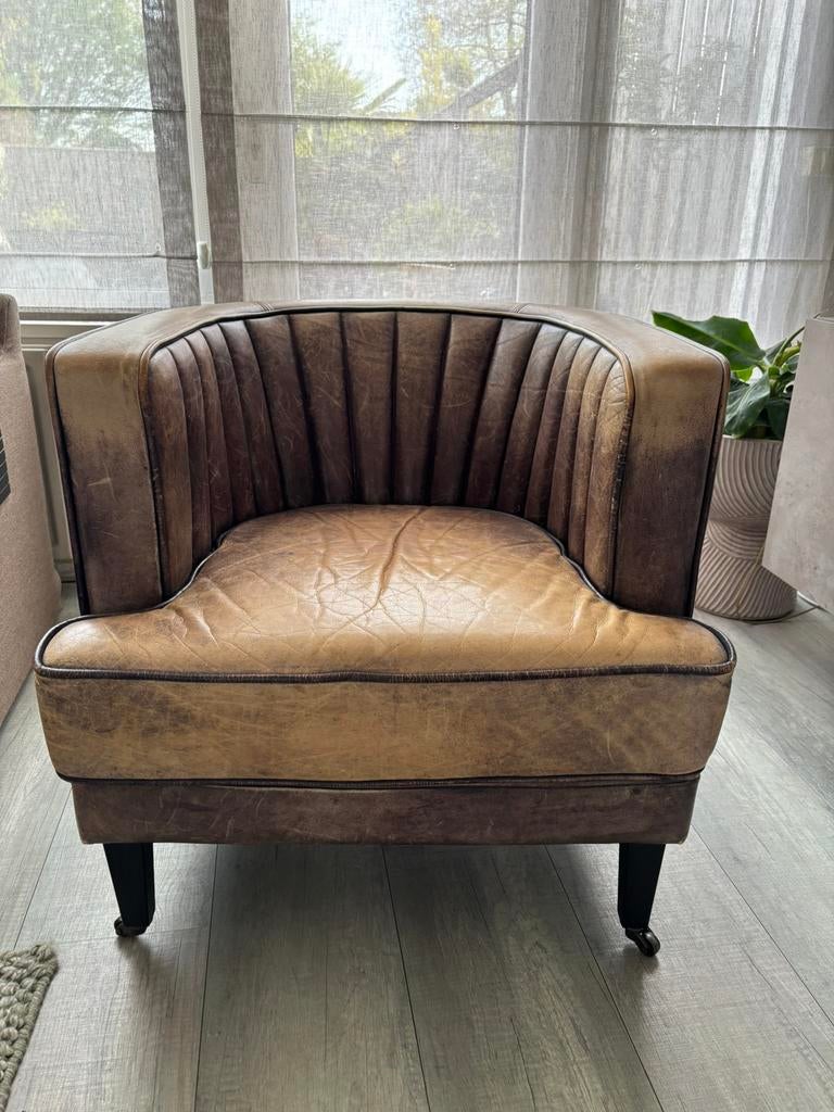 Rivièra Maison vintage look fauteuil van schapenleer, Huis en Inrichting, Ophalen, Gebruikt, Vintage, 50 tot 75 cm