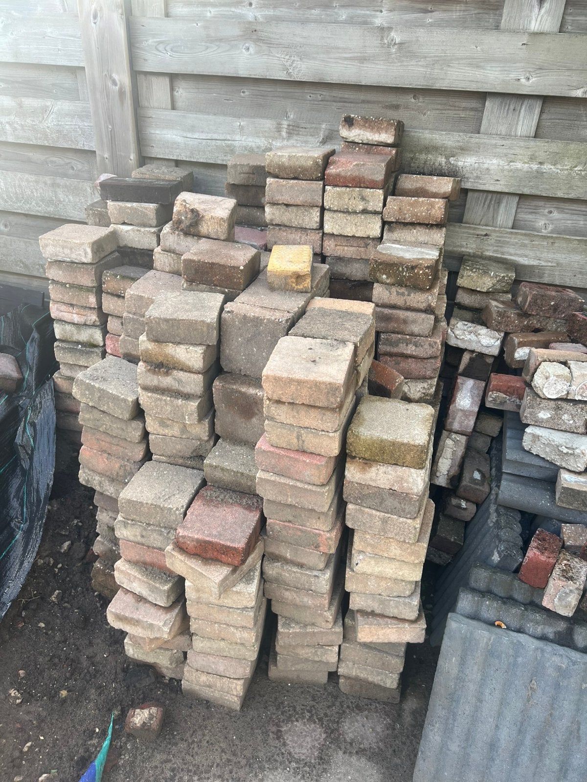 Gratis tuintegels, Ophalen, Zo goed als nieuw, Beton, Terrastegels