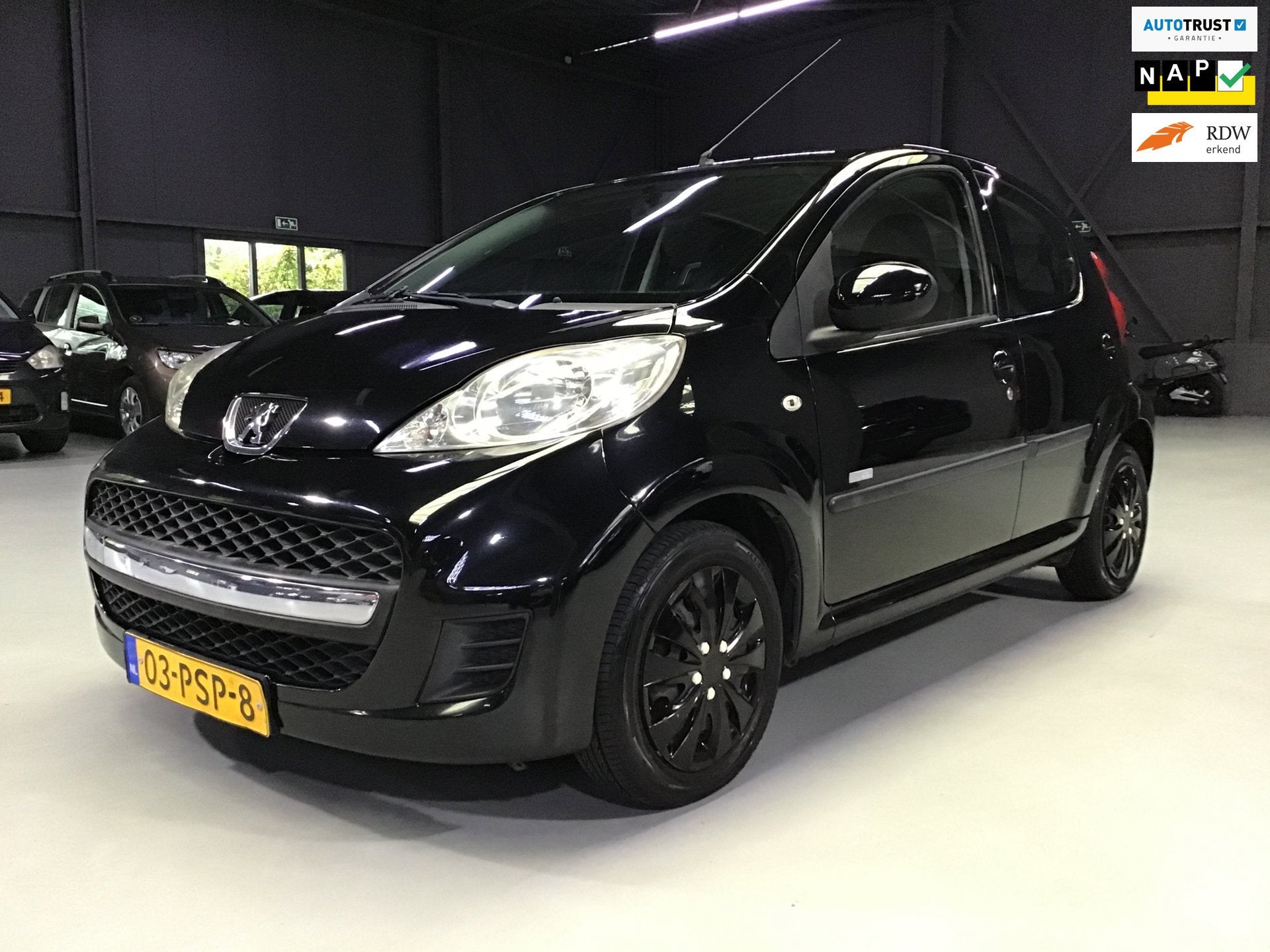 Peugeot 107 1.0-12V Millesim 200 I New Apk + Koppeling + Kln, Voorwielaandrijving, Euro 5, Stof, Gebruikt