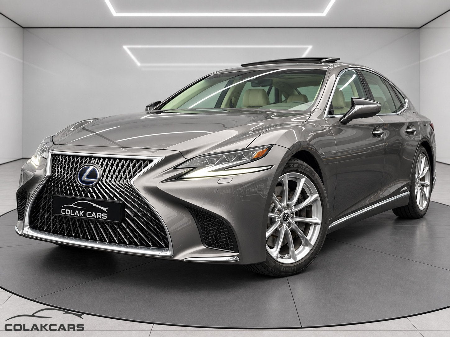 Lexus LS 500h AWD President Line Massage 43KM Garanti, Automaat, Gebruikt, Euro 6, Bedrijf