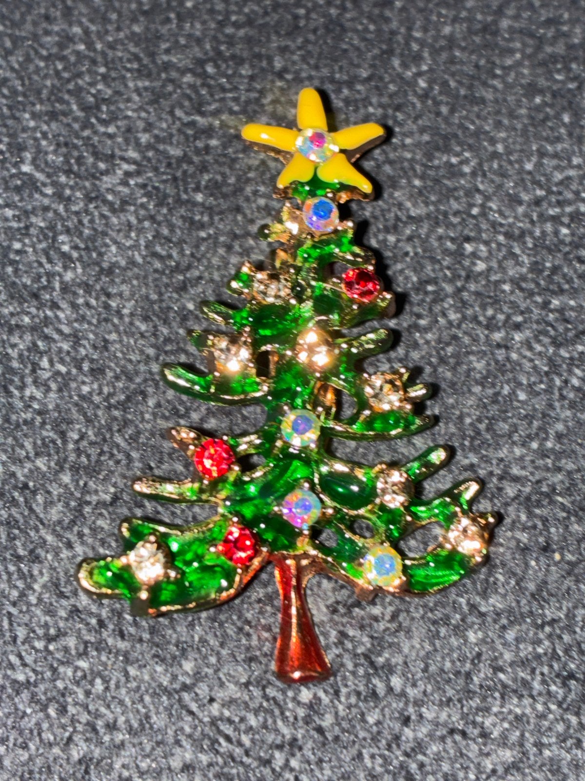 Leuke vrolijke  kerstboom broche, Ophalen of Verzenden