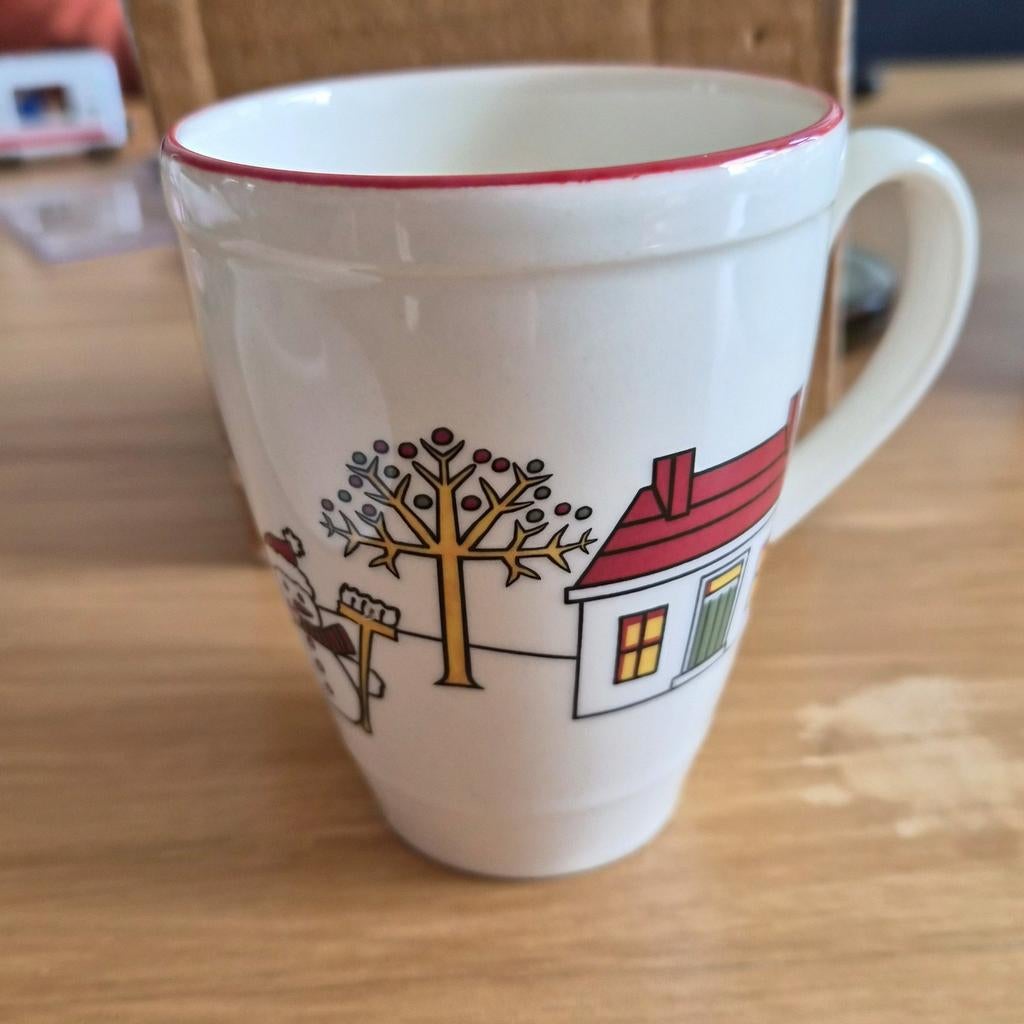 Wedgwood Windsor Kerstmok - Feestelijk Servies, Huis en Inrichting, Keuken | Servies, Zo goed als nieuw, Kop(pen) en/of Schotel(s)