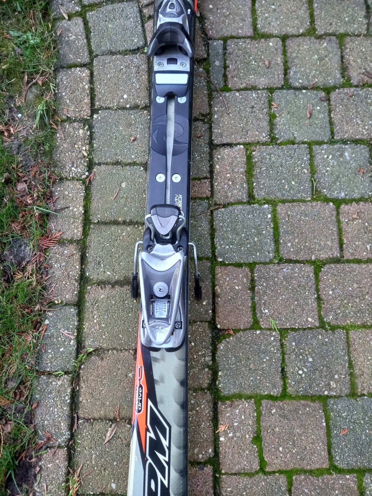 Rossignol Ski's met Head skischoenen en skistokken, 160 tot 180 cm, Gebruikt, Rossignol, Ophalen of Verzenden