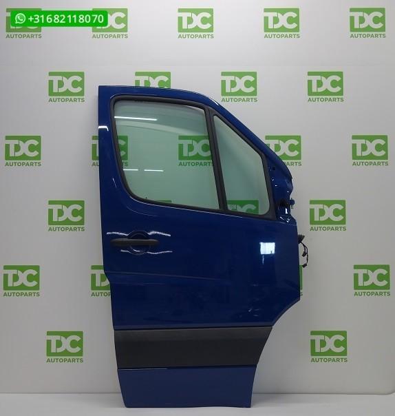 Mercedes Sprinter W906 ('06-'18) Voorportier rechts blauw, Gebruikt, Deur, Mercedes-Benz, Ophalen of Verzenden