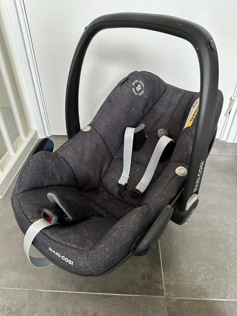 Maxi Cosi pebble pro, Ophalen, Autogordel of Isofix, Gebruikt, 0 t/m 13 kg