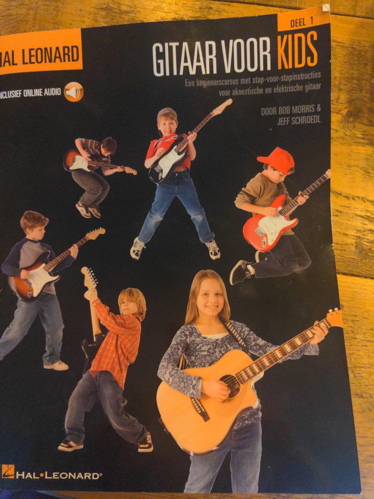 Gitaar voor Kids - Hal Leonard (Deel 1), Ophalen of Verzenden, Zo goed als nieuw