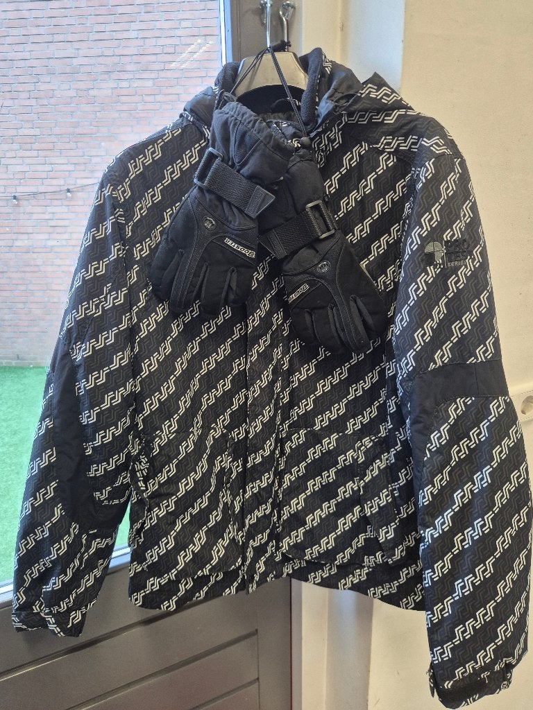 Wintersportjas (Protest) + Booster Handschoenen – T.E.A.B., Kleding | Heren, Maat 52/54 (L), Protest, Ophalen of Verzenden, Zo goed als nieuw