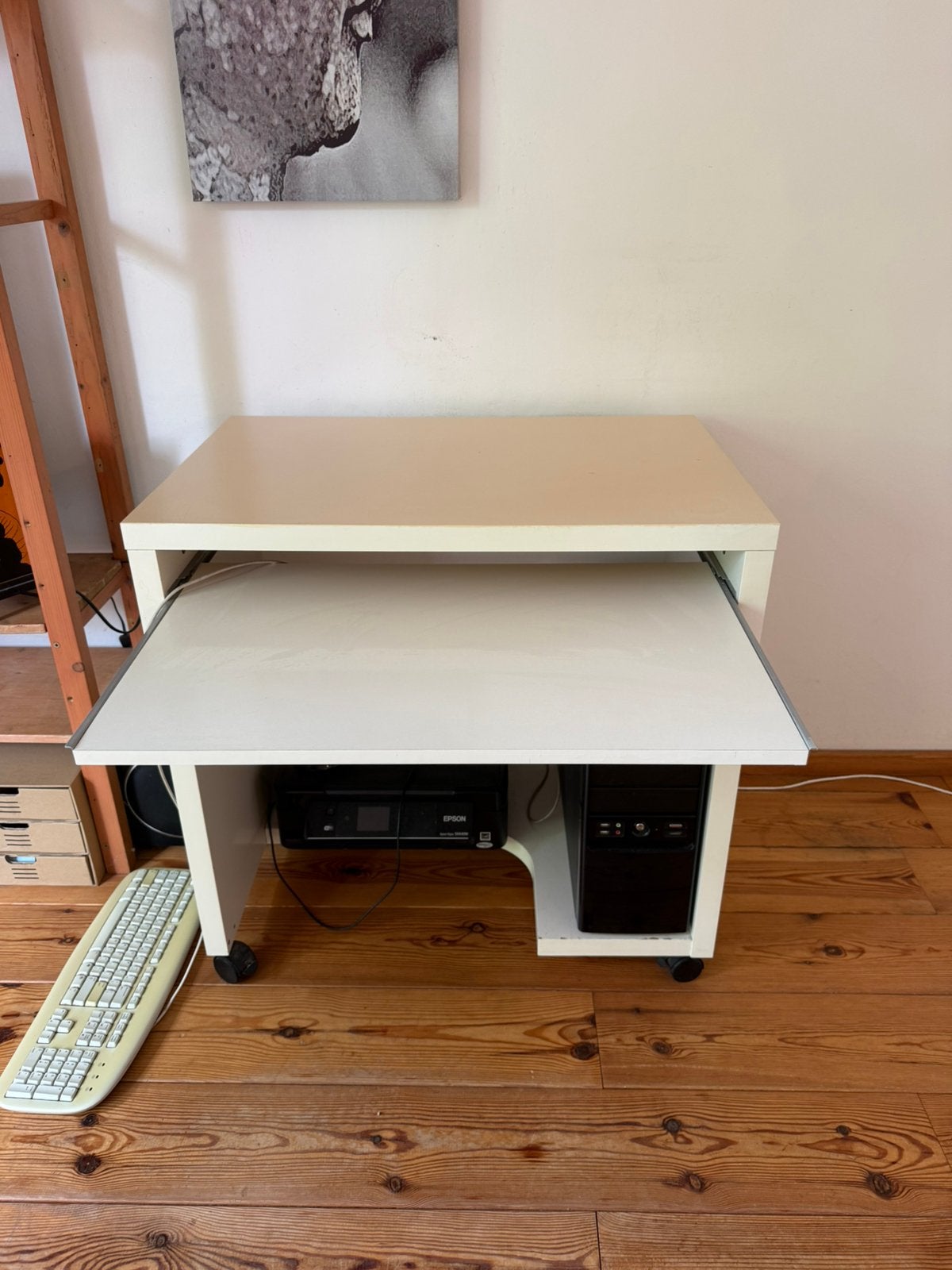 Bureau, Ophalen, Zo goed als nieuw, 70 tot 120 cm