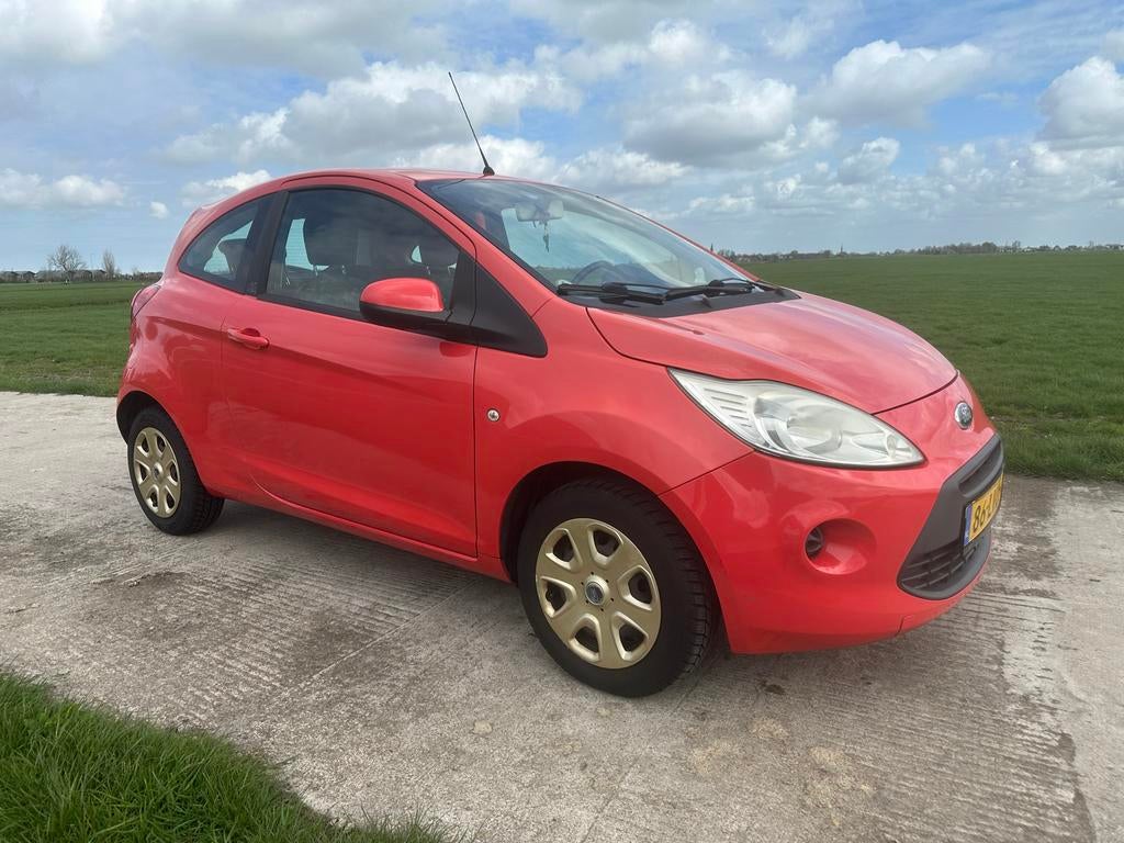 Ford Ka 1.2 51KW 2010 Rood, Auto's, Ford, Voorwielaandrijving, 1242 cc, 4 cilinders, 4 stoelen