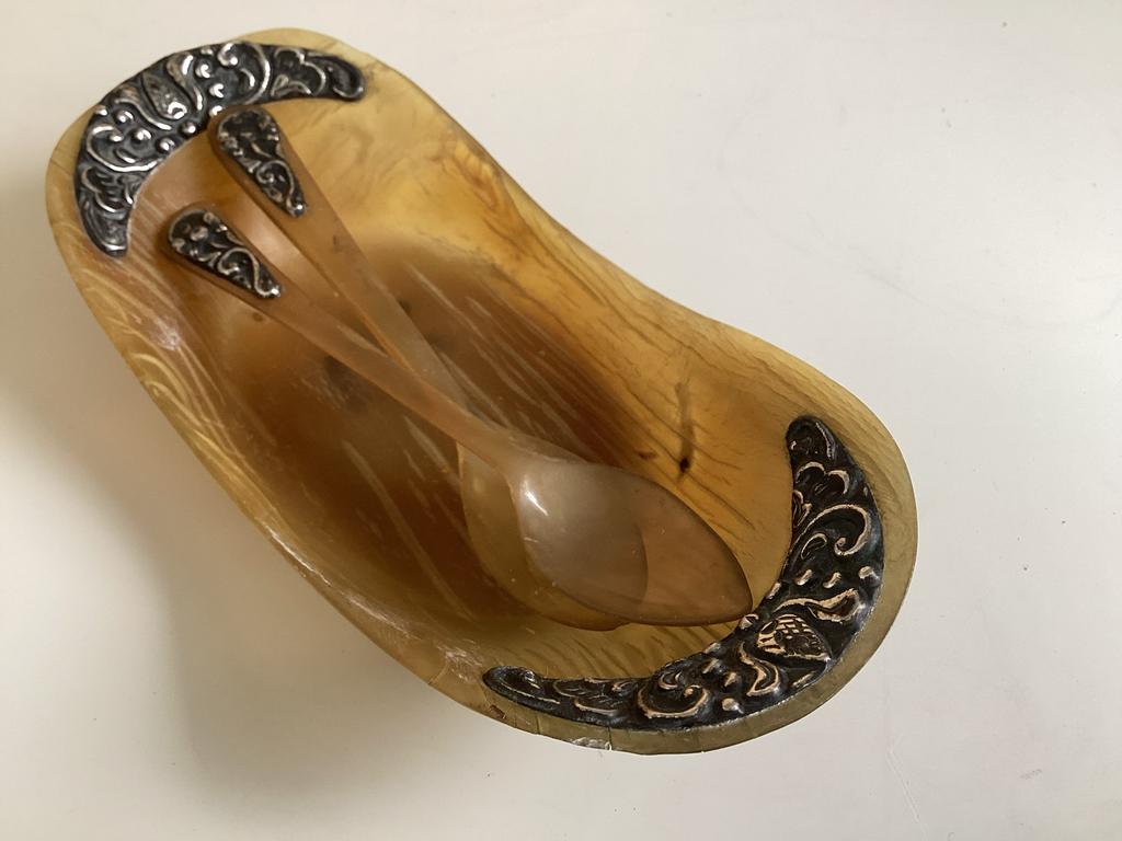 Indonesisch buffelhoorn schaaltje met Djokja zilver, Antiek en Kunst, Ophalen of Verzenden