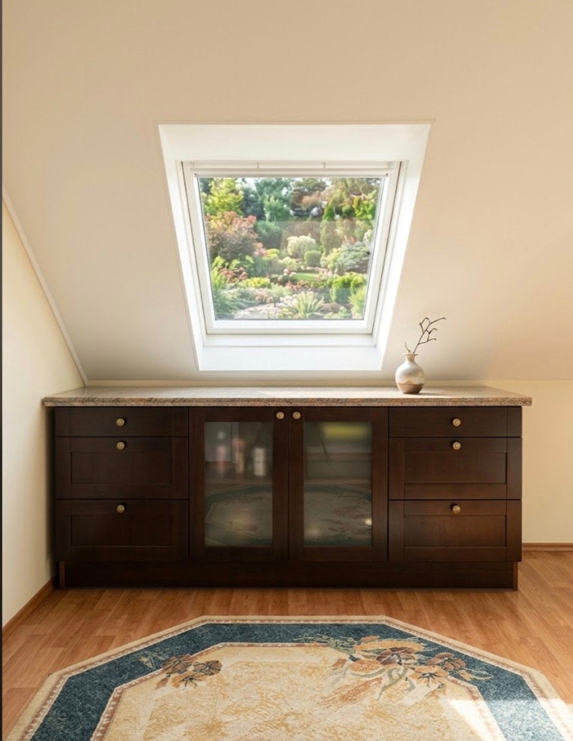 dressoir met marmer blad, Ophalen, Zo goed als nieuw