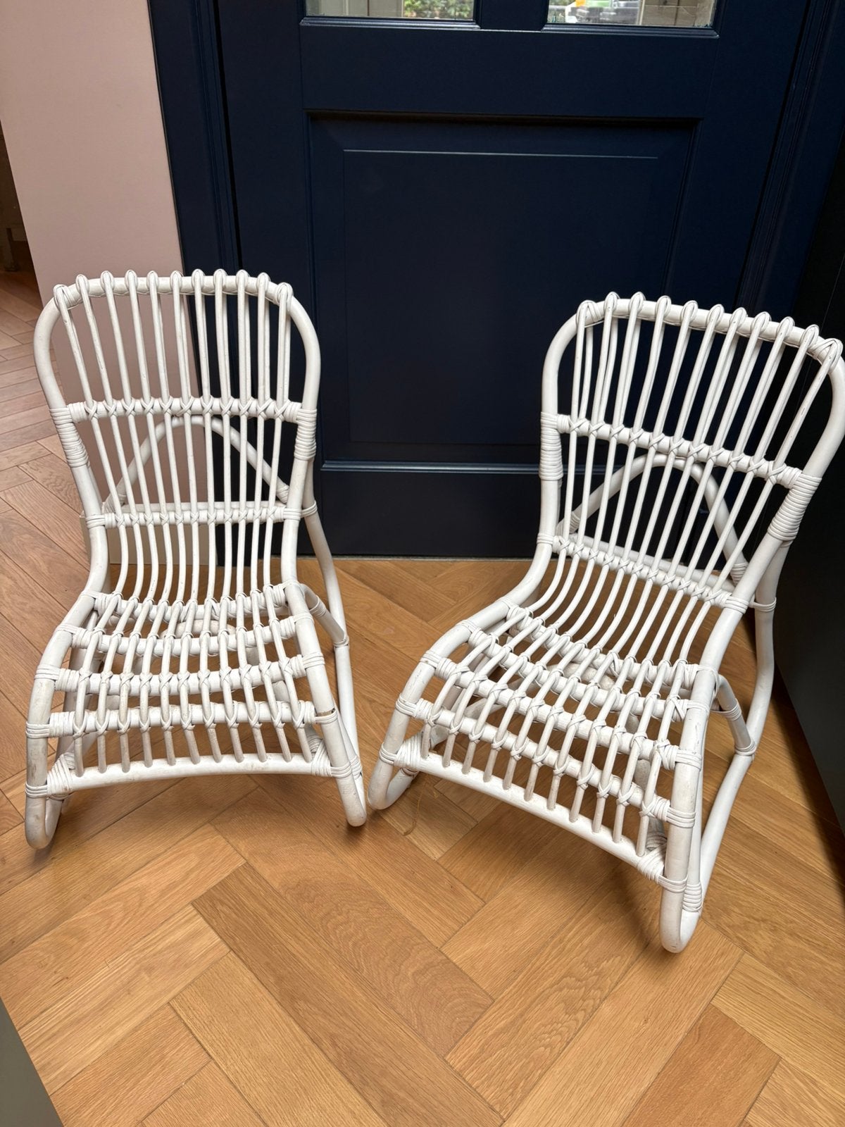 Twee leuke kinderstoelen - kinderstoeltjes, Kinderen en Baby's, Kinderstoelen, Ophalen, Zo goed als nieuw, Overige typen