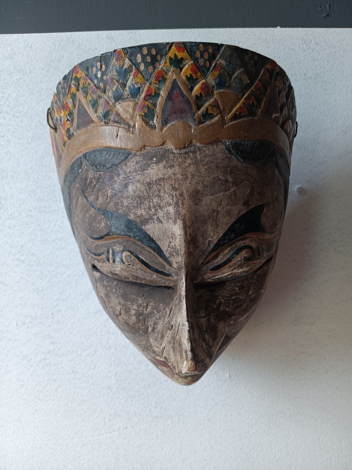 Vintage Javaans Toneelmasker - Lichte Houtsoort, Antiek en Kunst, Ophalen of Verzenden