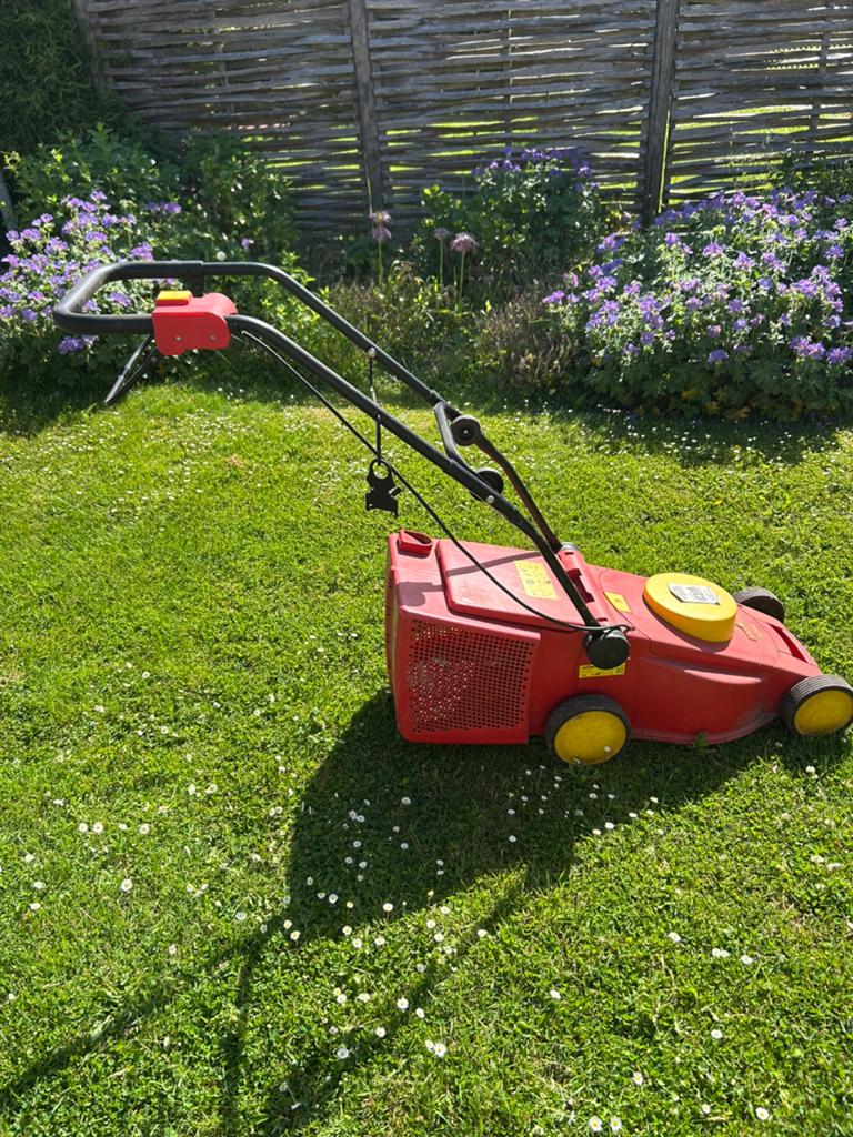 Grasmaaier, Cirkelmaaier, Gebruikt, Elektrische grasmaaier, Ophalen of Verzenden