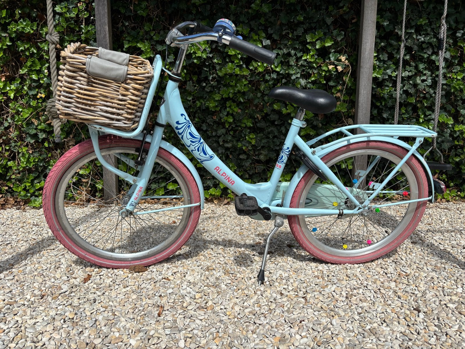 Alpina kinderfiets 22 inch met mandje, Ophalen, Gebruikt, Terugtraprem, 22 inch