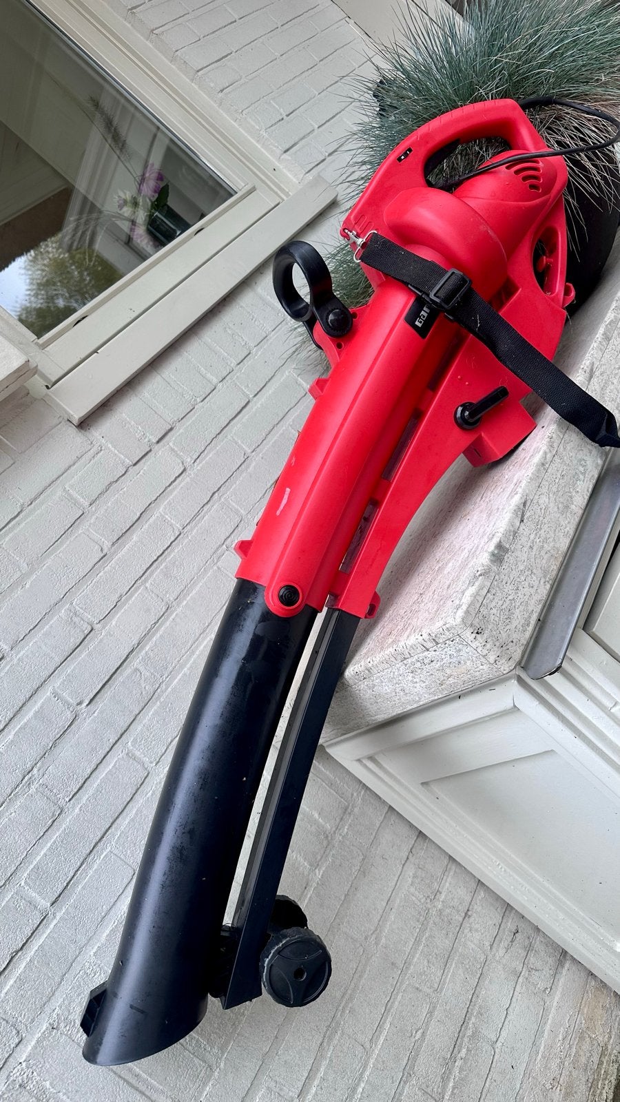 Gamma BR-35V Bladblazer - Elektrisch, Zo goed als nieuw, Ophalen, Handgedragen, Met neuswiel, Zo goed als nieuw
