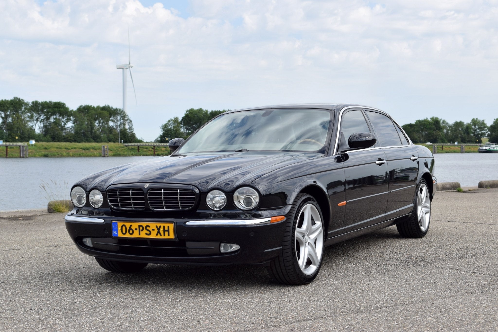 Jaguar XJ 4.2 V8 Sovereign LWB (bj 2004, automaat), Auto's, Automaat, Achterwielaandrijving, Gebruikt, 8 cilinders