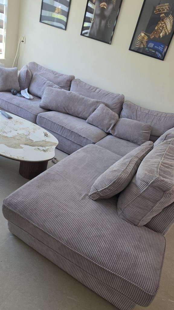 Gratis af te halen: Ruime hoekbank met loungegedeelte, Gebruikt, Hoekbank, 300 cm of meer, Ophalen of Verzenden