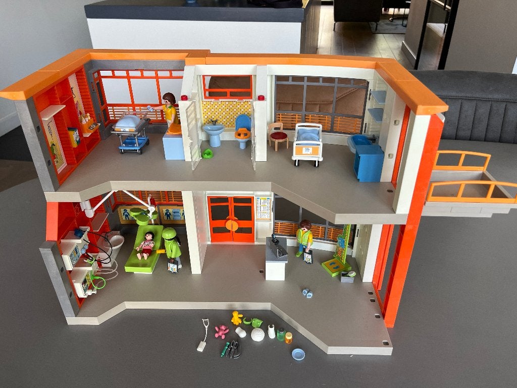 Playmobil Kinderziekenhuis 6657, Ophalen of Verzenden, Zo goed als nieuw, Complete set