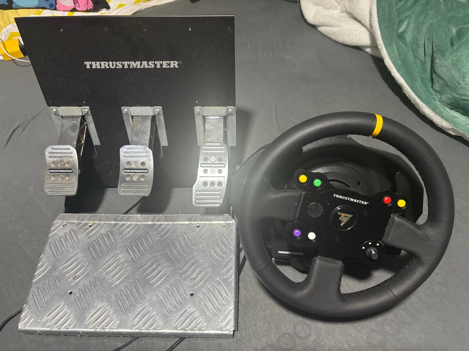 Thrustmaster Racestuur voor xbox/pc met T3PA Pro Pedalen, Ophalen, Racestuur, Gebruikt, Force feedback