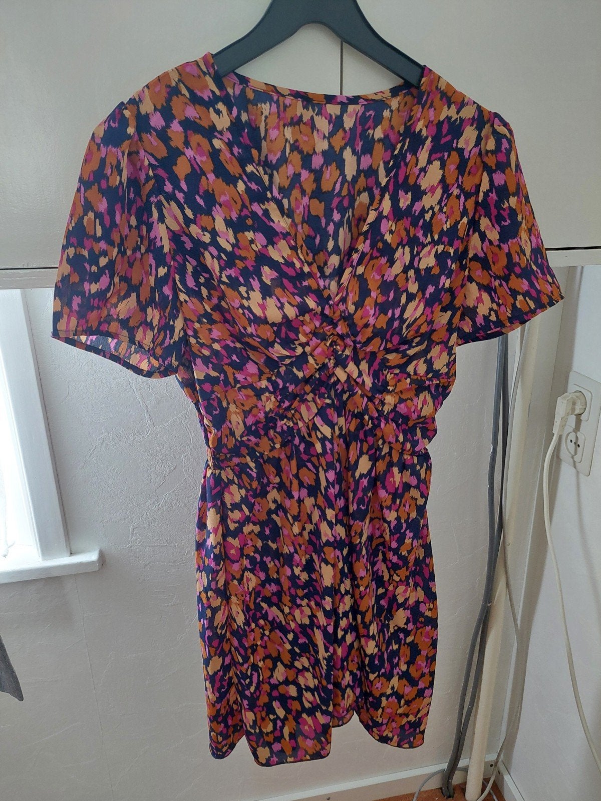 Shein jurk met abstracte print, maat M, Kleding | Dames, Jurken, Zo goed als nieuw, Maat 38/40 (M), Meerkleurig, Boven de knie