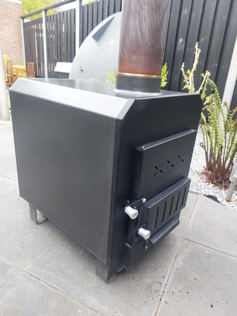 hottub / zwembad / spa houtkachel  z.g.a.n., Ophalen, Zo goed als nieuw, Vast