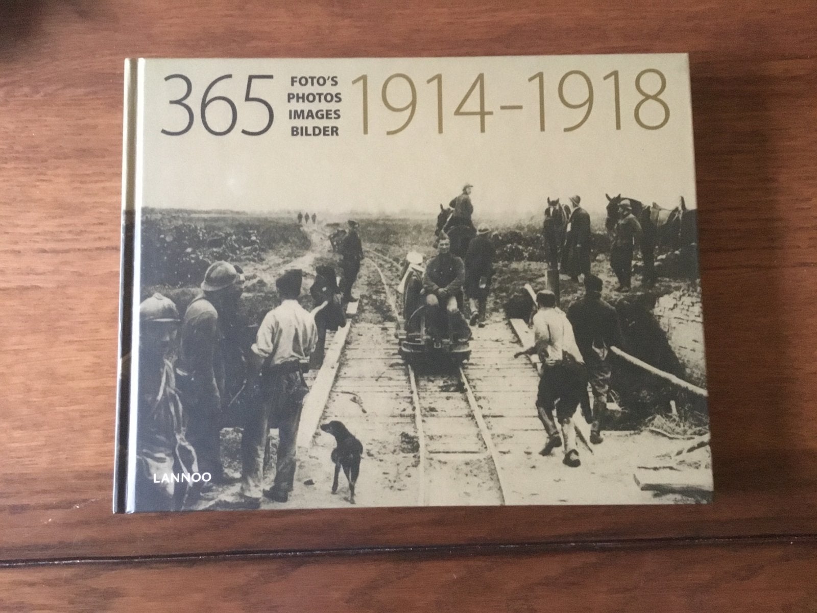 365 Foto's 1914-1918 - Eerste Wereldoorlog Boek, Ophalen of Verzenden, Tweede Wereldoorlog, Zo goed als nieuw, Algemeen