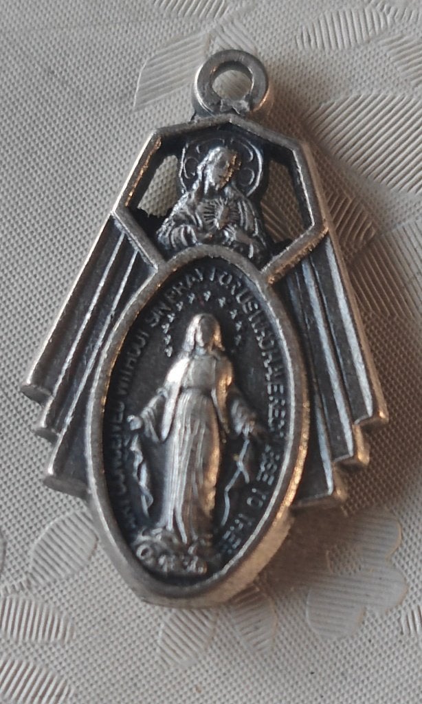 325 Mooie Wonderdadige Medaille, Ophalen of Verzenden, Zo goed als nieuw, Overige typen, Christendom | Katholiek