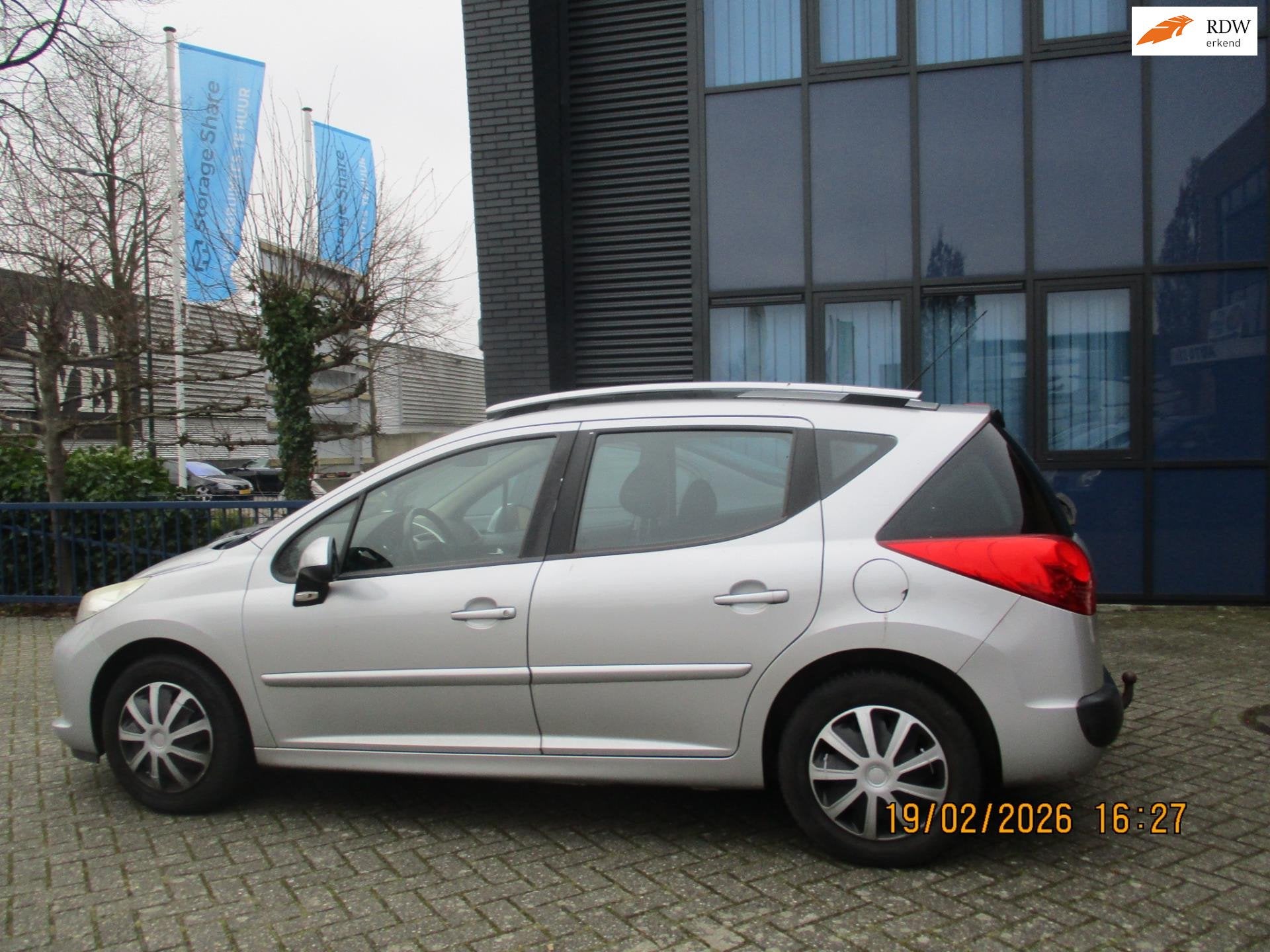 Peugeot 207 SW 1.4 VTi X-line Panoramadak Clima, Metallic lak, Gebruikt, Zwart, Handgeschakeld