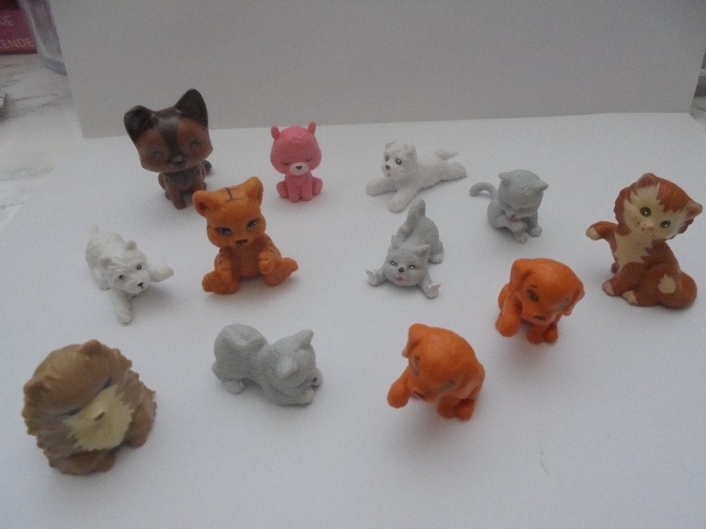 barbie hondjes en katjes mattel 12 stuks nieuw, Ophalen of Verzenden, Nieuw, Barbie