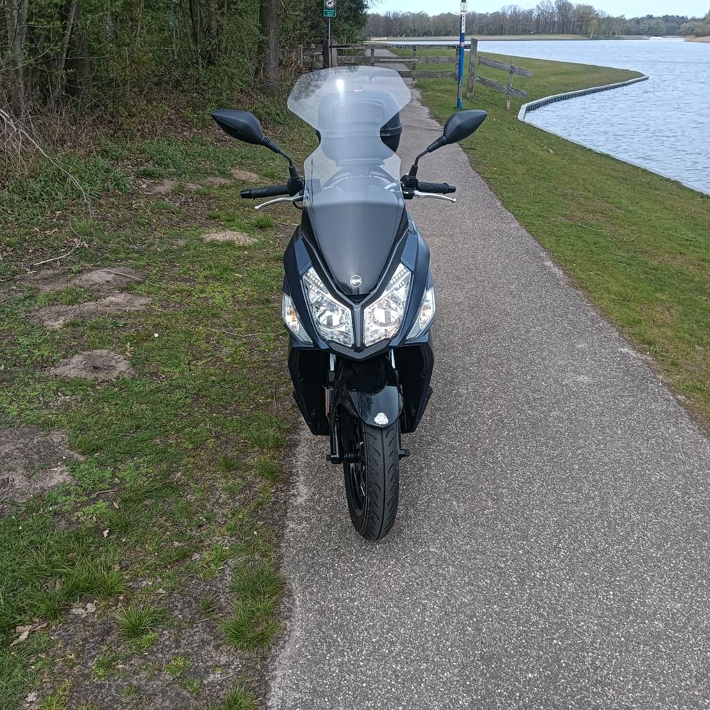 Sym Jet 14 (2025) - Zo goed als nieuw, slechts 140km!, Fietsen en Brommers, Brommeronderdelen | Snorfietsen, Ophalen of Verzenden