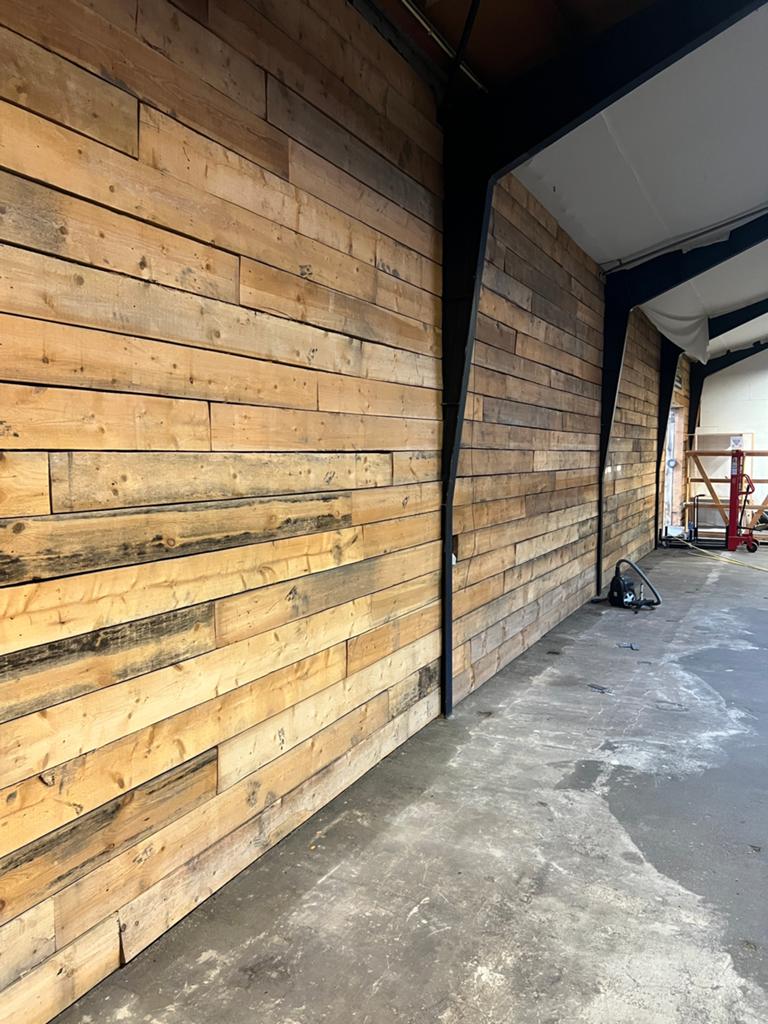 Recuperatie houten planken, 200m2 HET MOET WEG, Planken, Ophalen of Verzenden, Zo goed als nieuw, Hardhout