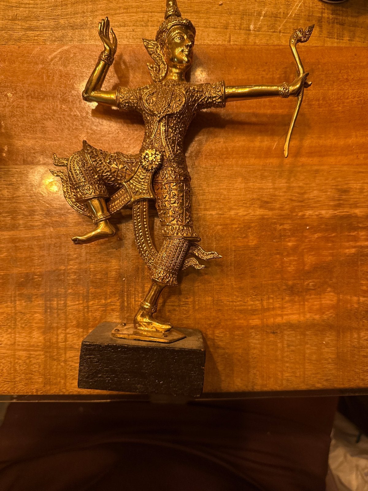 Bronzen Thaise danser met boog - Beeld, Antiek en Kunst, Goud, Handgemaakt, Ophalen of Verzenden, Overige herkomsten