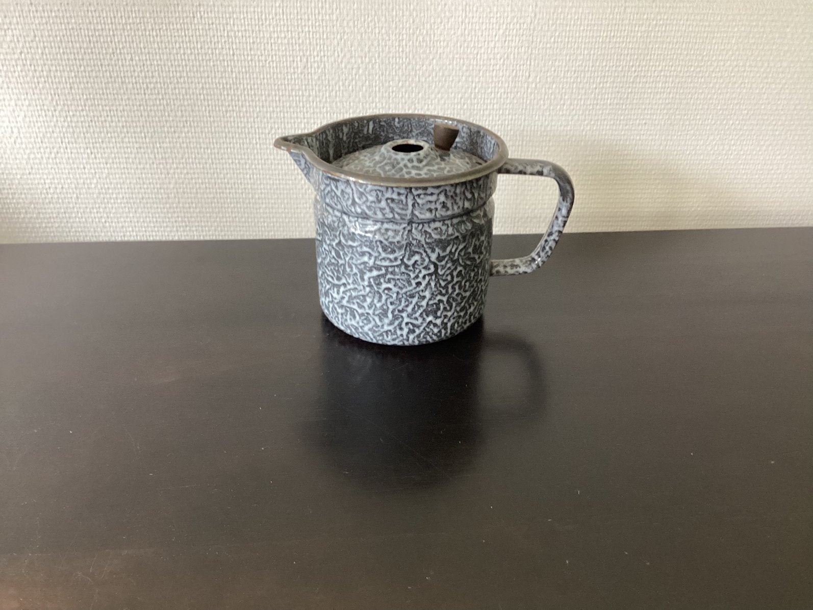 Emaille melk kanemaille, Ophalen